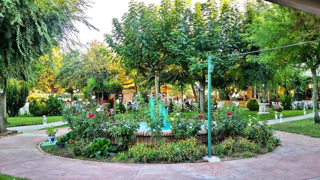 Jardins Del Segria Ξενοδοχείο Λιέιδα Εξωτερικό φωτογραφία